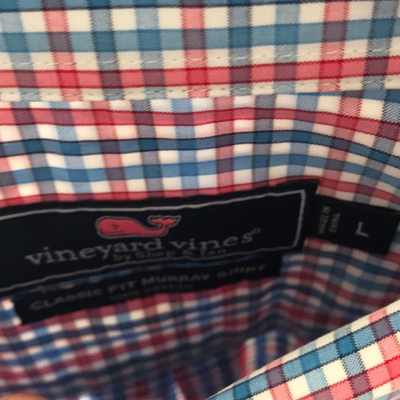 Vineyard Vines button down - Picture 3 of 3